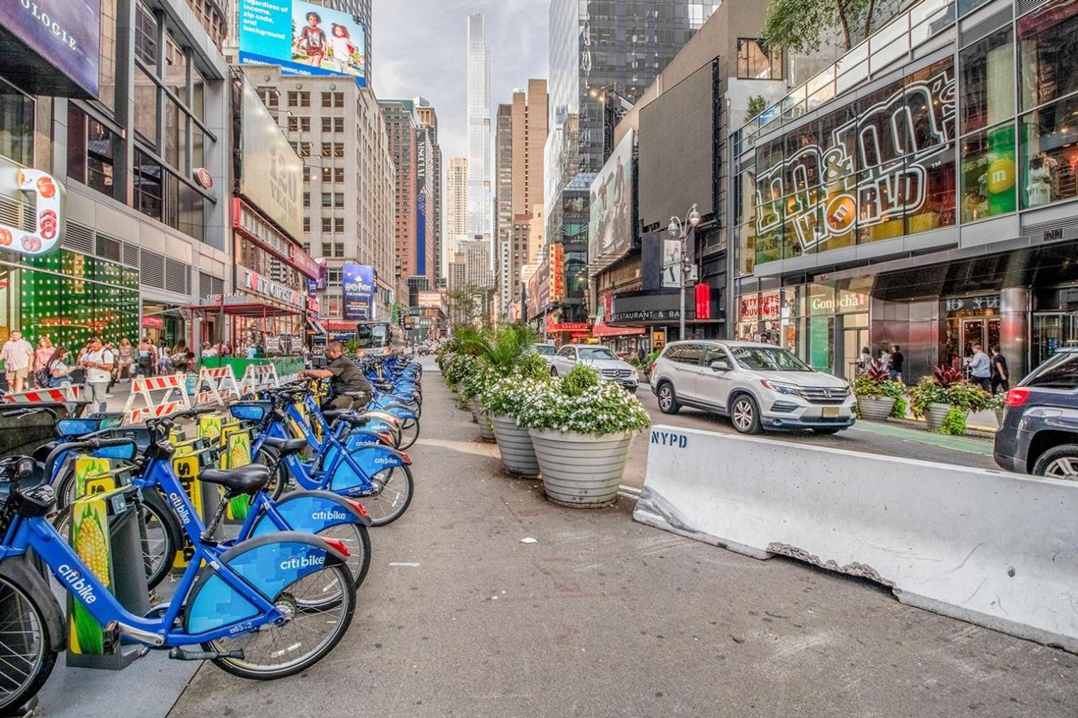 1br Nr Times Sq W Indoor Pool Gym Nyc-141 *